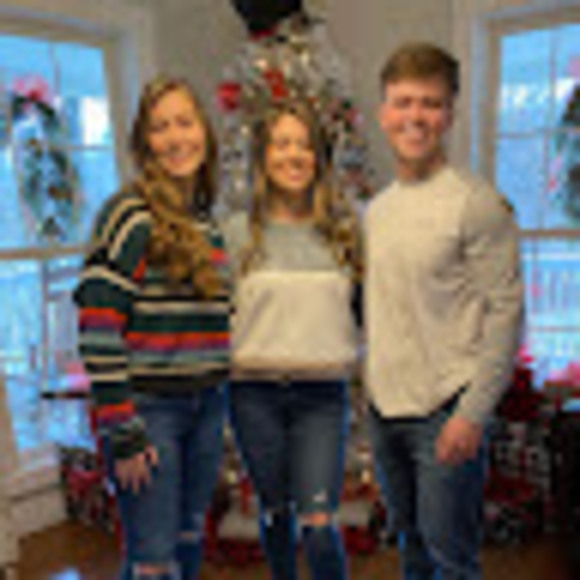 Meet your Posher, Abbey - Picture 1 of 1